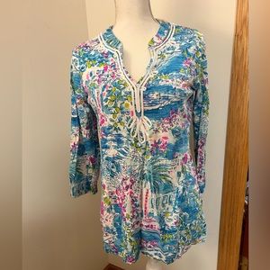 Lilly Pulitzer 3/4 sleeve tunic top.  Italian scenes with yellow pink,blues